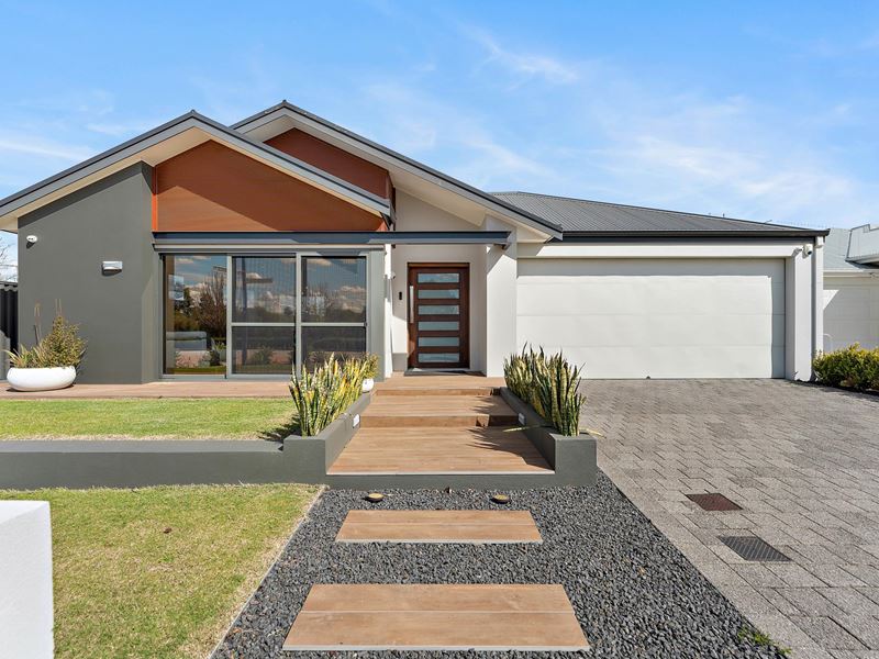47 Fanshawe Boulevard, Piara Waters WA 6112