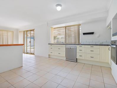 7 Cotton Place, Waikiki WA 6169