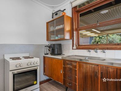 60 Mark Street, Beresford WA 6530