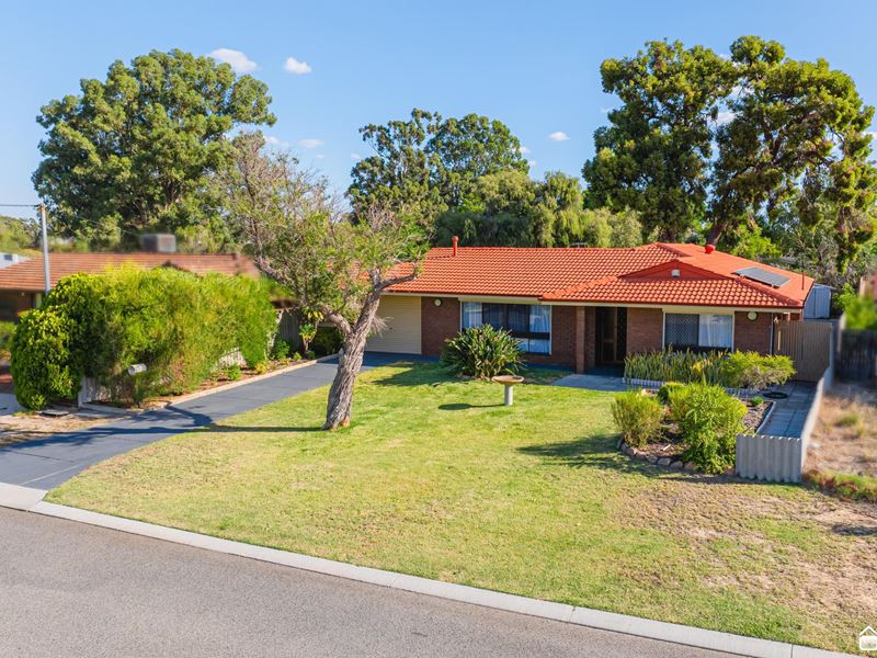 18 Kidbroke Place, Kelmscott WA 6111