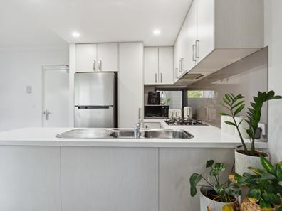 1/21 Third Avenue, Bassendean WA 6054