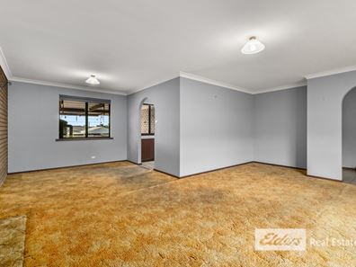 5 Walter  Drive, Collie WA 6225