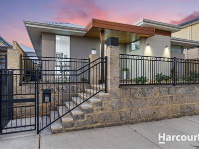20 O'Mara Boulevard, Iluka WA 6028