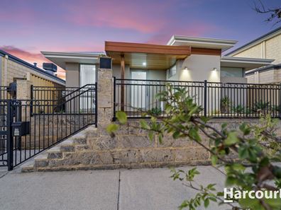 20 O'Mara Boulevard, Iluka WA 6028
