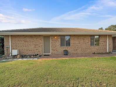 1/208 Burslem Drive, Maddington WA 6109