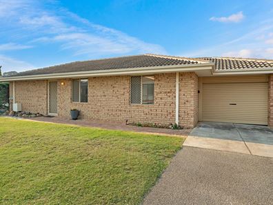 1/208 Burslem Drive, Maddington WA 6109