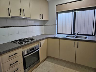 3C Elwood Court, Craigie WA 6025