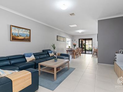 50 Hawkevale Road, High Wycombe WA 6057
