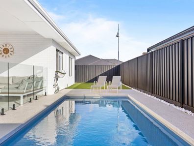 9 Duranbah Road, Secret Harbour WA 6173