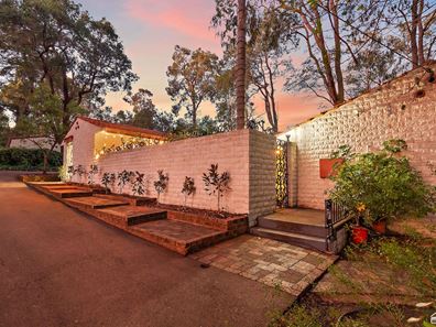 1 Dreyer Road, Roleystone WA 6111