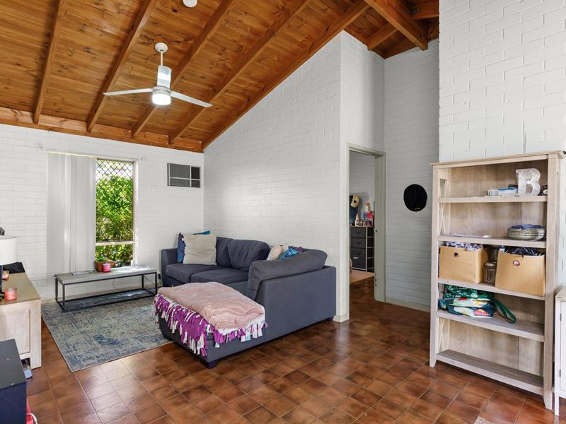 25/1 Charles Road, Cable Beach