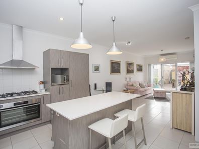 21 Perkins Drive, Clarkson WA 6030