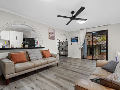 25 Mcnamara Drive, Thornlie WA 6108