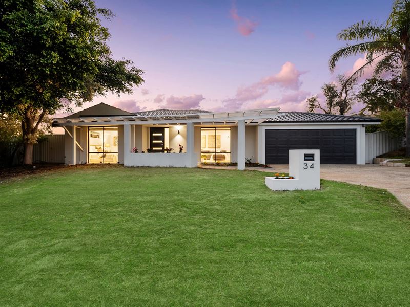 34 Peregrine Drive, Kingsley WA 6026