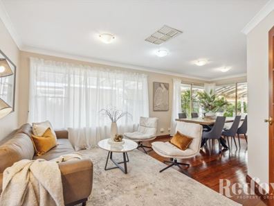 7 Caxton Lane, Ballajura WA 6066
