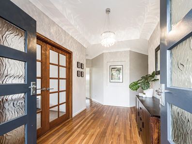 16 Anfield Crescent, Aveley WA 6069