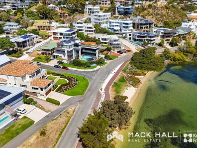2B Beach Street, Bicton WA 6157
