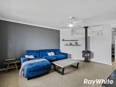 16 Karak Road, Wannanup WA 6210