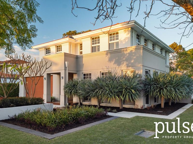 2 Peter Way, Rossmoyne WA 6148