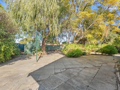 14 Noumea Place, Waikiki WA 6169