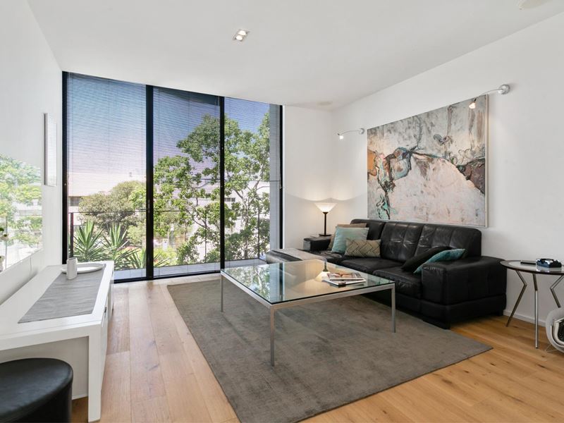 2/32 Kensington Street, East Perth WA 6004