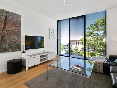 2/32 Kensington Street, East Perth WA 6004