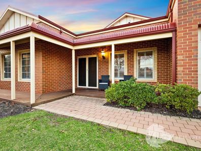 21 Wexcombe Way, Aveley WA 6069