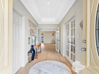 21 Wexcombe Way, Aveley WA 6069