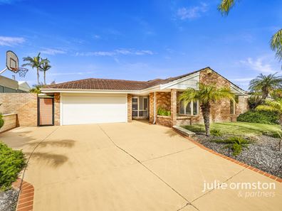 6 Everard Close, Woodvale WA 6026