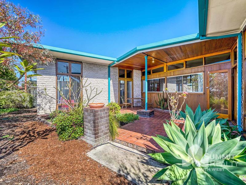 42 King Road, East Bunbury WA 6230
