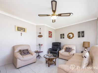 10 Lyneham Place, Bassendean WA 6054