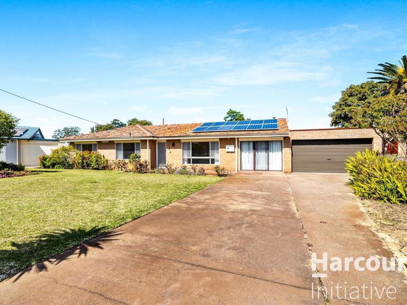 10 Dressler Way, Girrawheen WA 6064