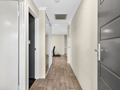 18 Beautiful Road, Banksia Grove WA 6031