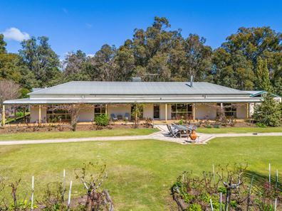 105 Tanner Road, Carmel WA 6076