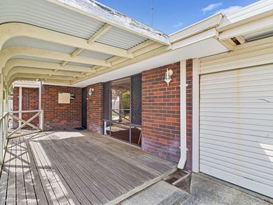 1 Zambesi Drive, Greenfields WA 6210