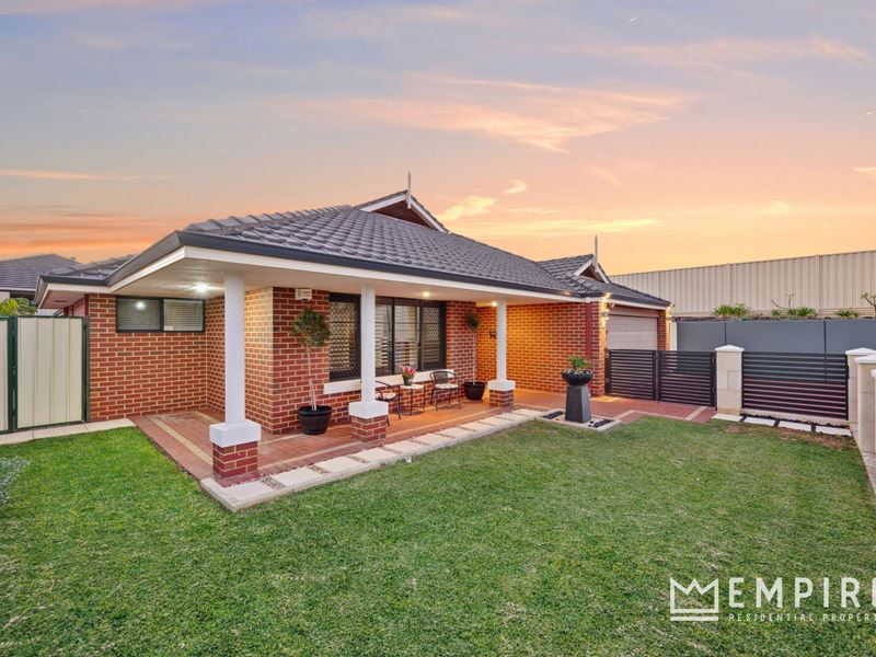 9 Benmore Rise, Success WA 6164