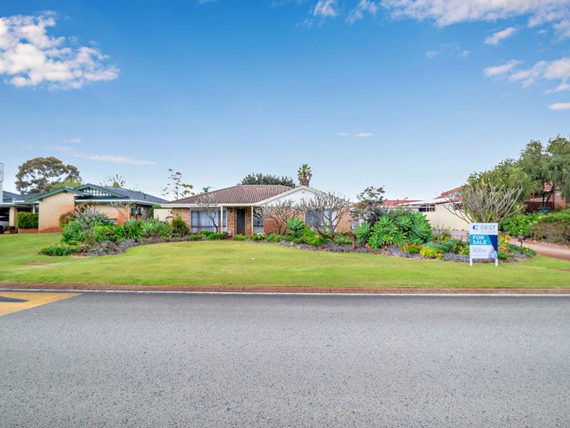 18 Pelican Parade, Ballajura