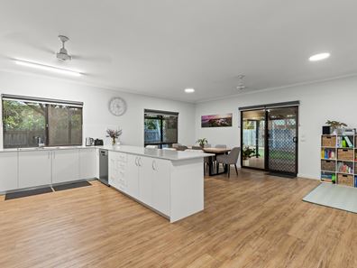 22 Brolga Court, Djugun WA 6725