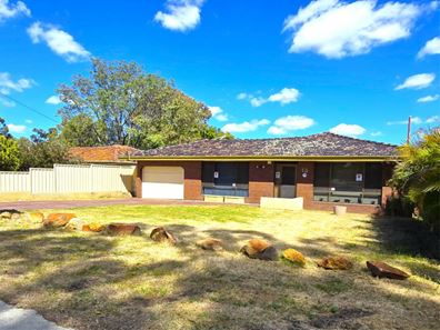 13 Mirrabooka Avenue, Girrawheen WA 6064
