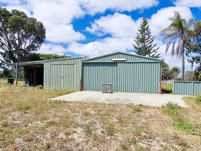 63 Sandalwood Road, Gabbadah WA 6041