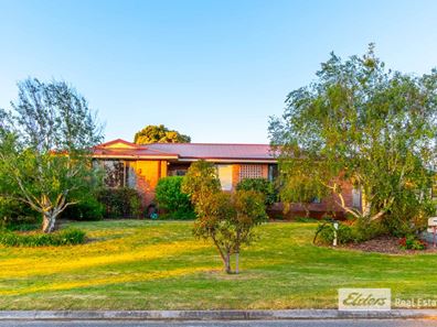 12 Baudin Place, Spencer Park WA 6330