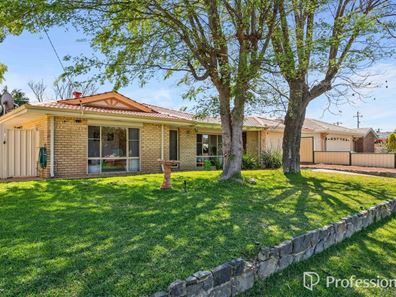 15 Combellack Way, High Wycombe WA 6057