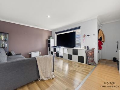 18 Explorer Drive, Thornlie WA 6108