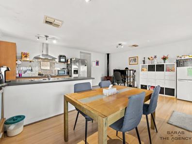 18 Explorer Drive, Thornlie WA 6108