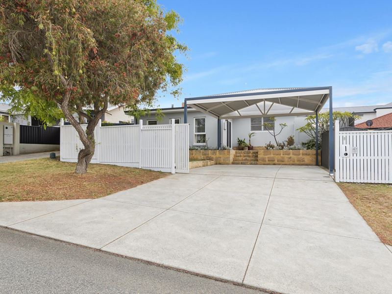 47 Sedgeford Road, North Beach
