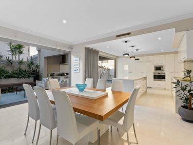 30 Pantheon Avenue, North Coogee WA 6163