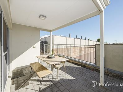 12/89 Redstone Trail, Ellenbrook WA 6069