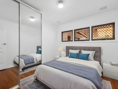 15A Templeton Crescent, Girrawheen WA 6064