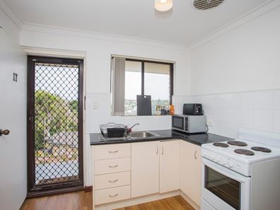 17/72 Hastings Street, Scarborough WA 6019