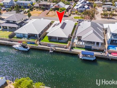 99 Queen Parade, Wannanup WA 6210